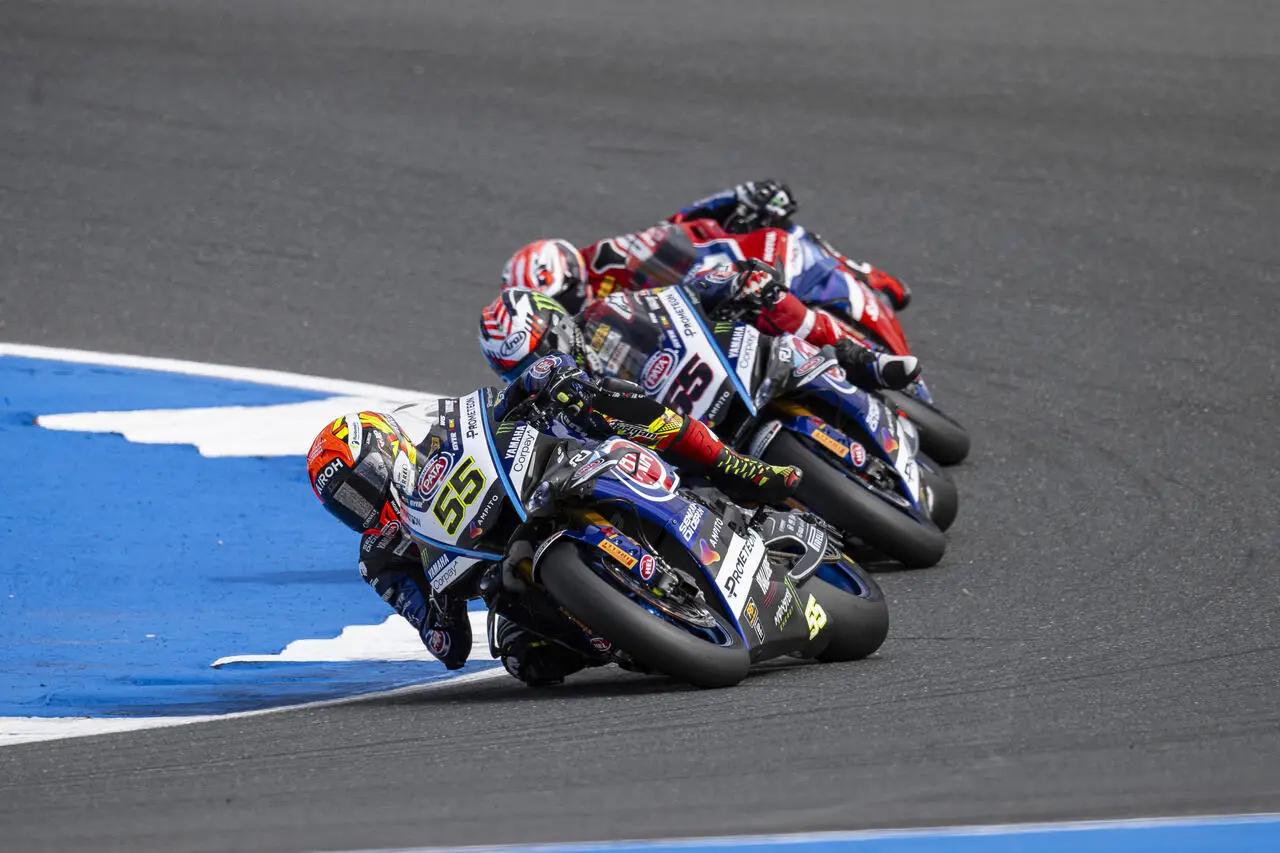 Credits: Pata Prometeon Yamaha