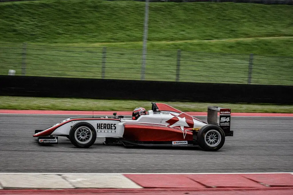 Alberto Naska in azione nella FX Pro Series al Mugello