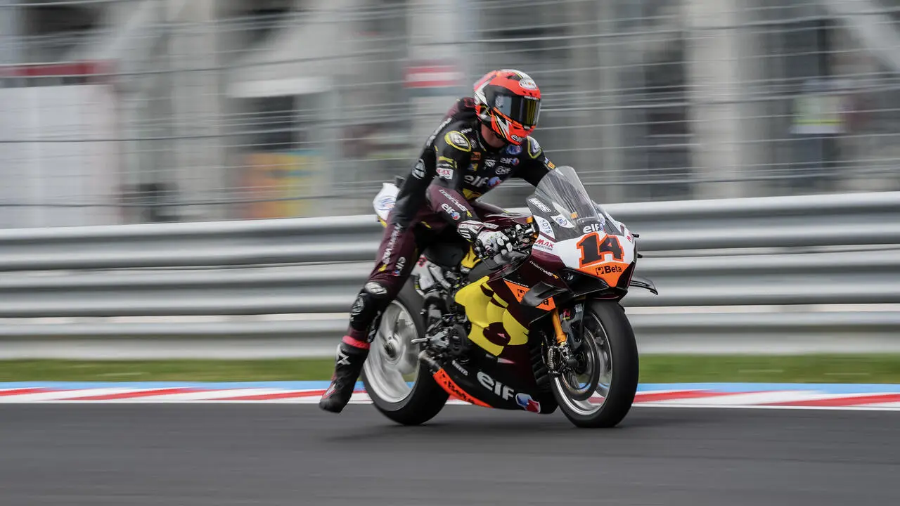 Nel venerdì di libere il pilota inglese è stato il più veloce delle Ducati