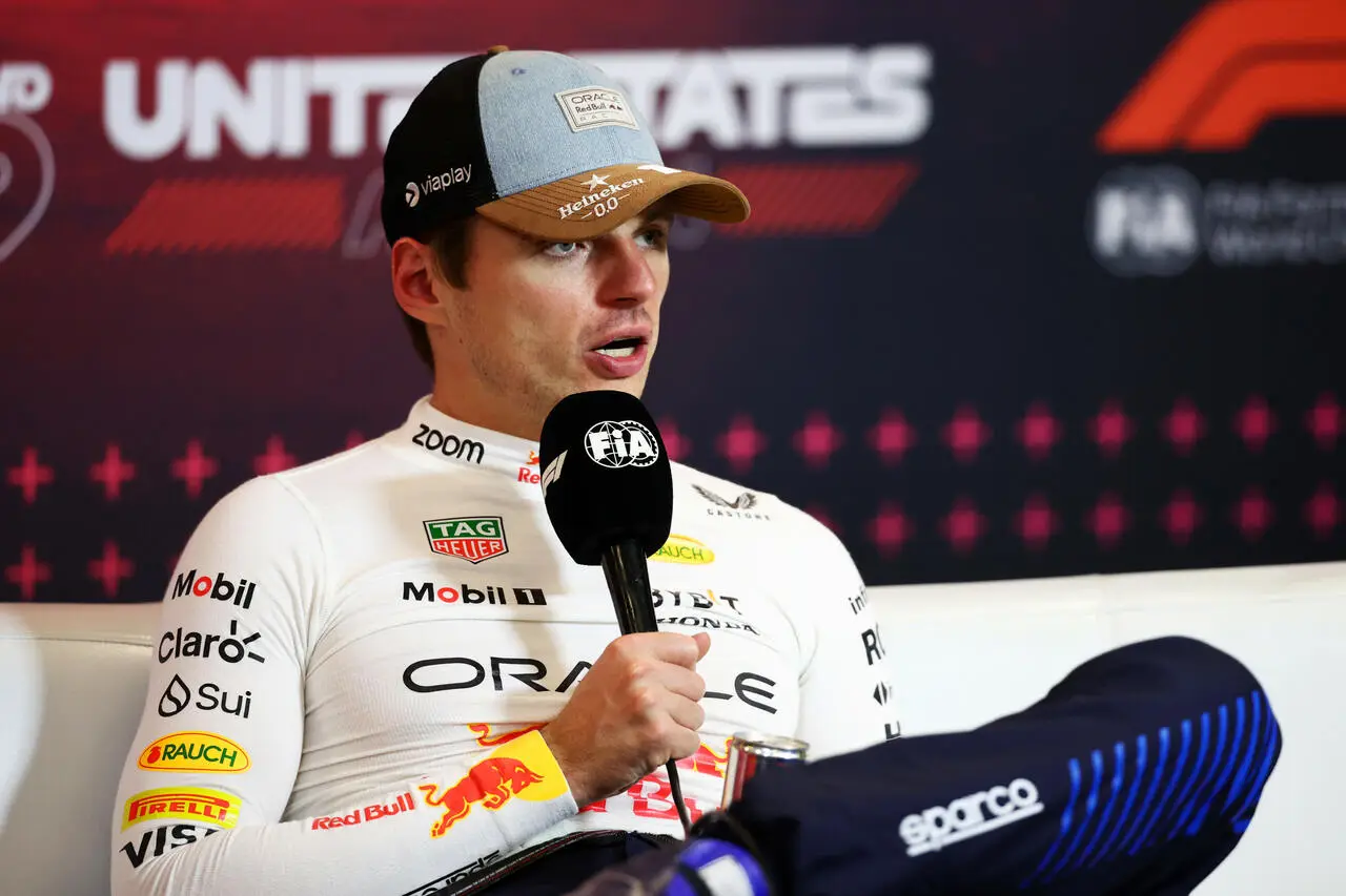 Max Verstappen non le ha mandate a dire ai rivali.