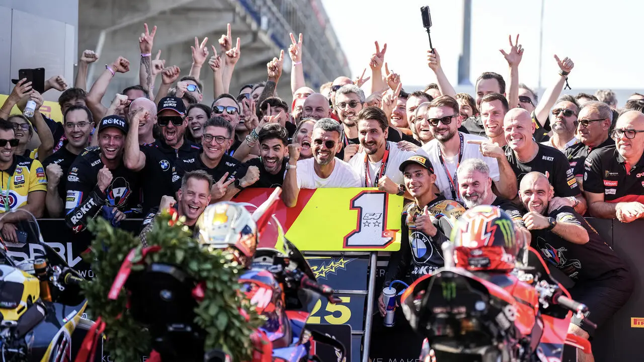 Il pilota turco vince il terzo titolo iridato della carriera, salutando dopo nove stagioni la categoria