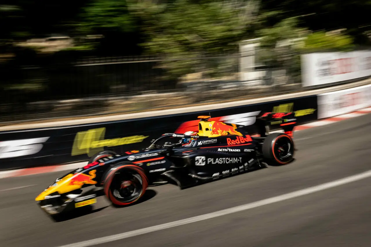 Tsolov, vincitore feature race f3 monaco 2025