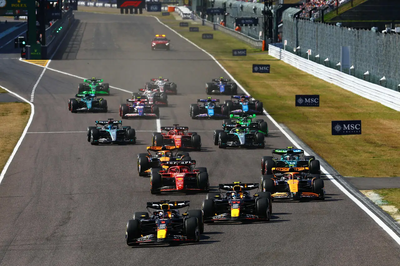 Lo start del Gran Premio del Giappone 2024.