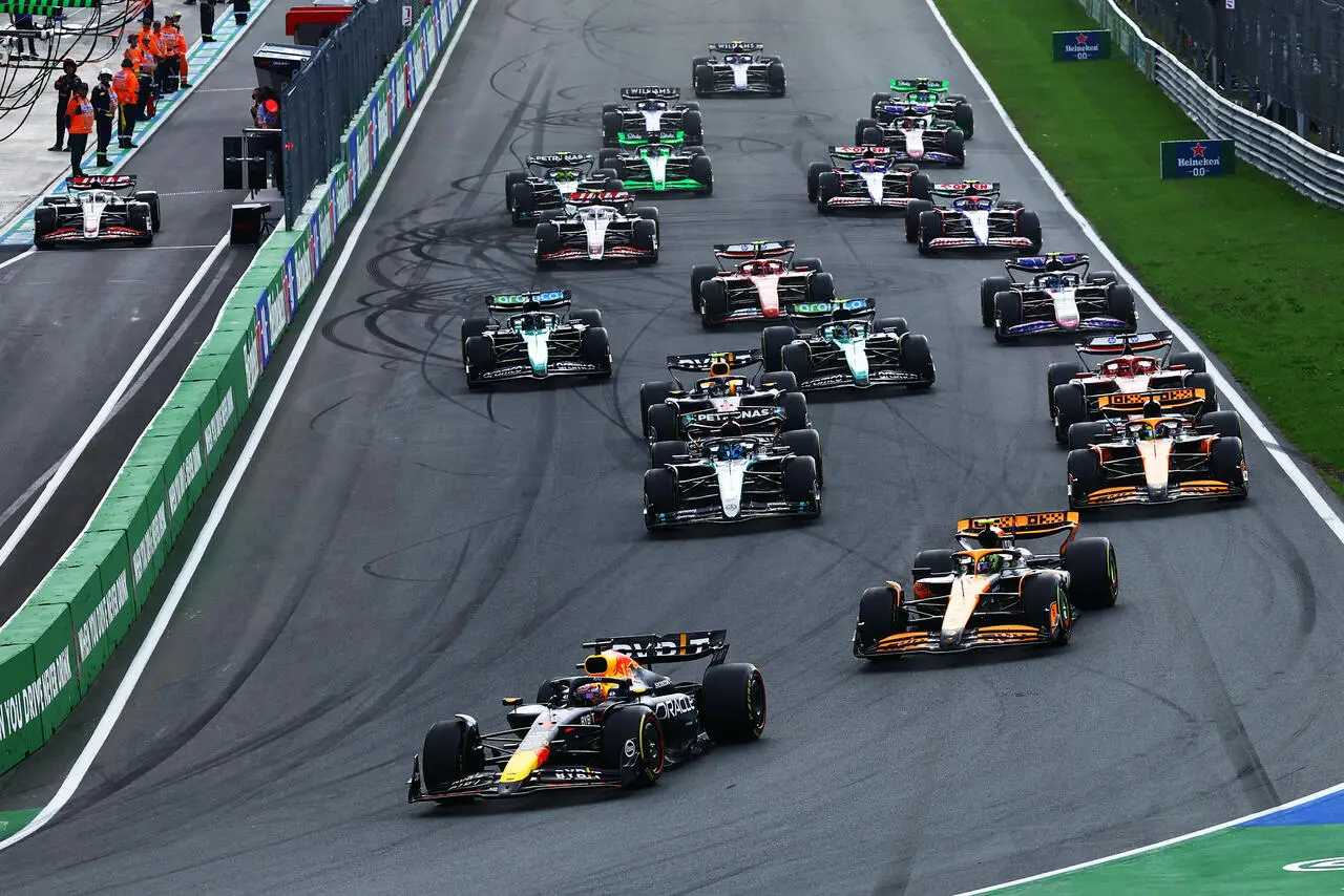 Le fasi iniziali del GP d'Olanda della passata stagione