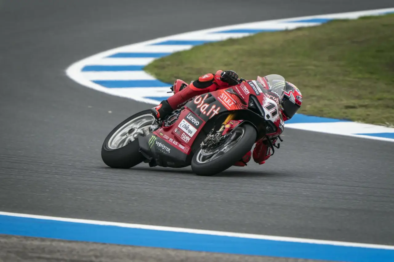 Credits: Aruba.it Racing - Ducati