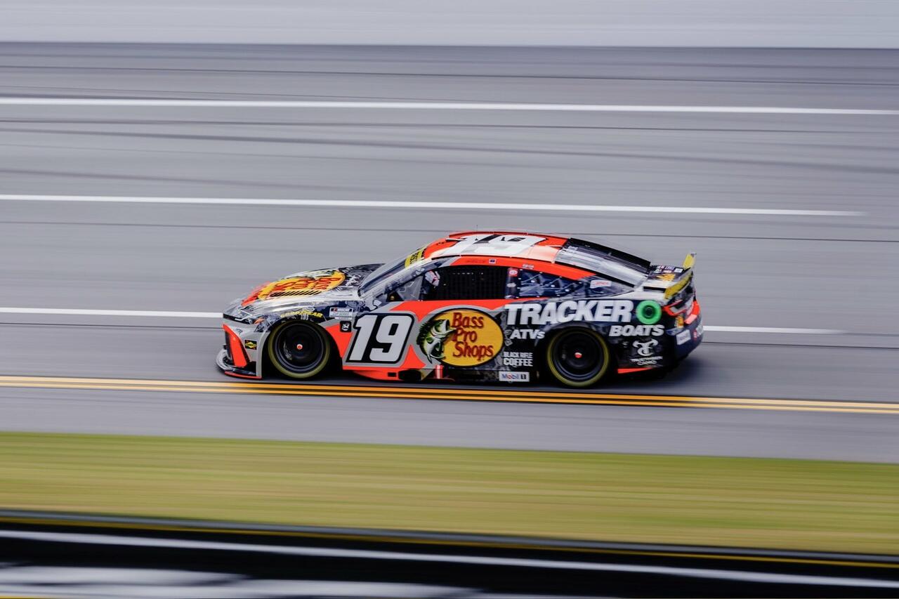 Credits; Joe Gibbs Racing