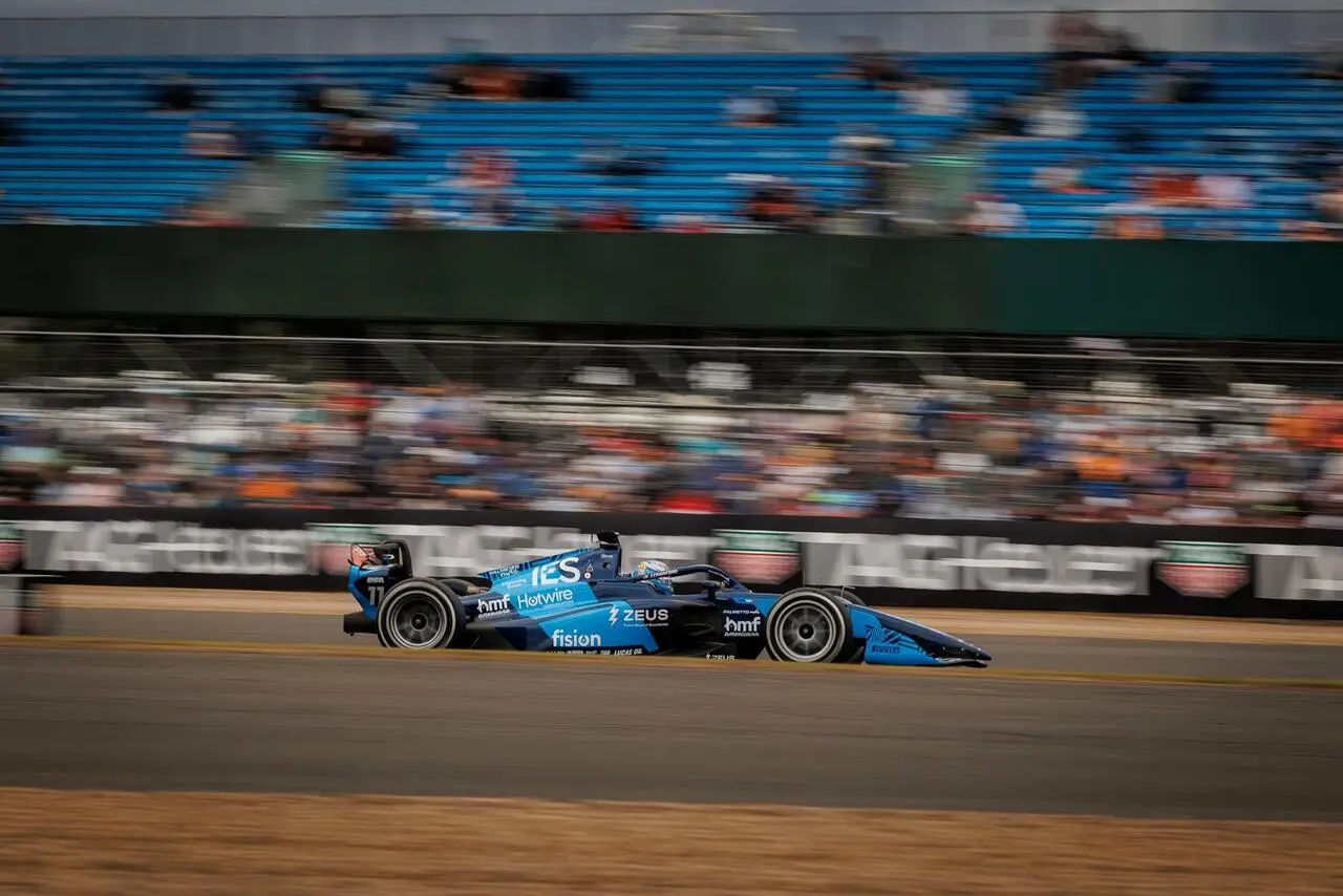 Credits: X/DAMS Lucas Oil