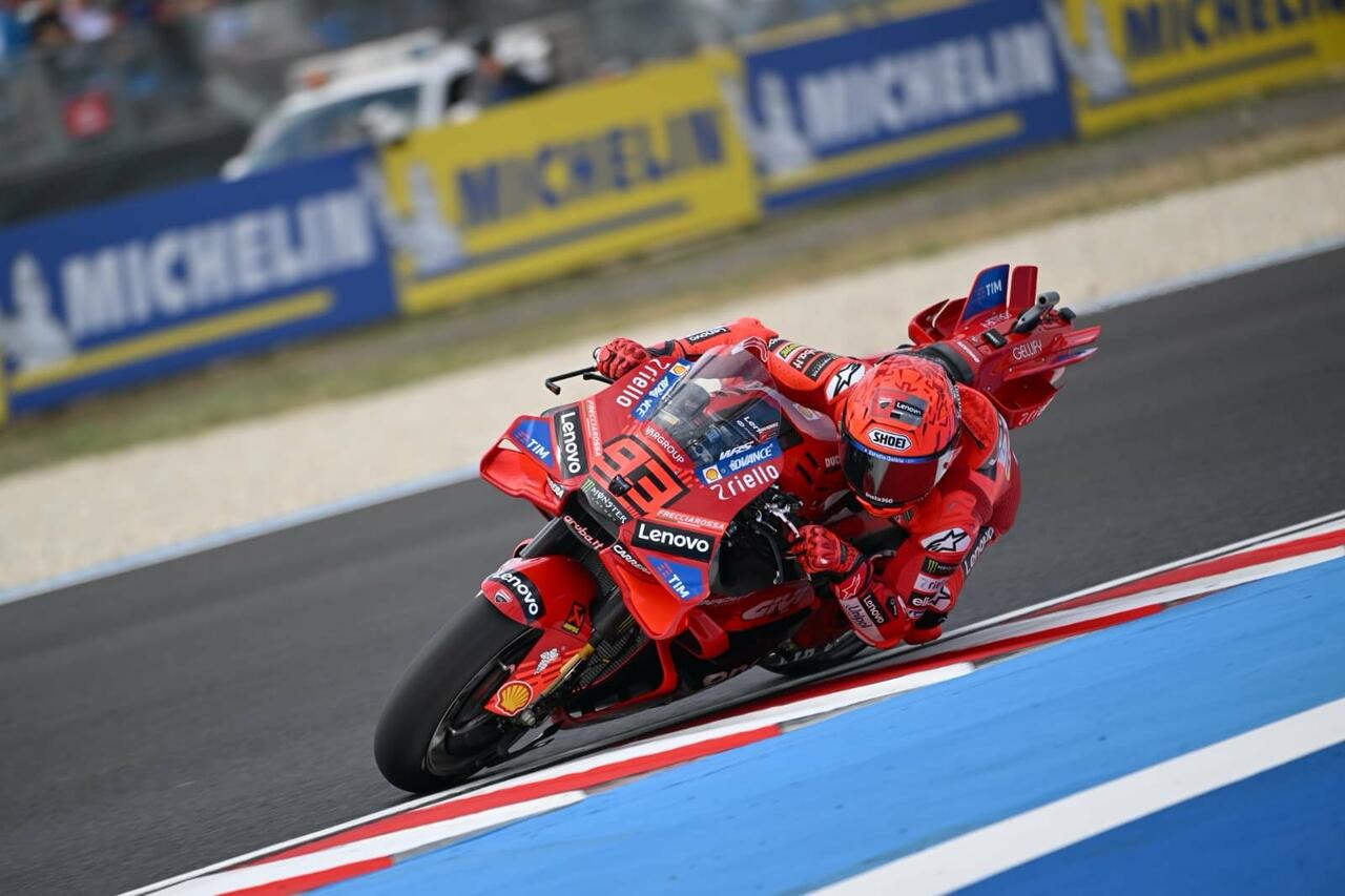 Marc Márquez è il più veloce nelle FP1 a Balaton Park
