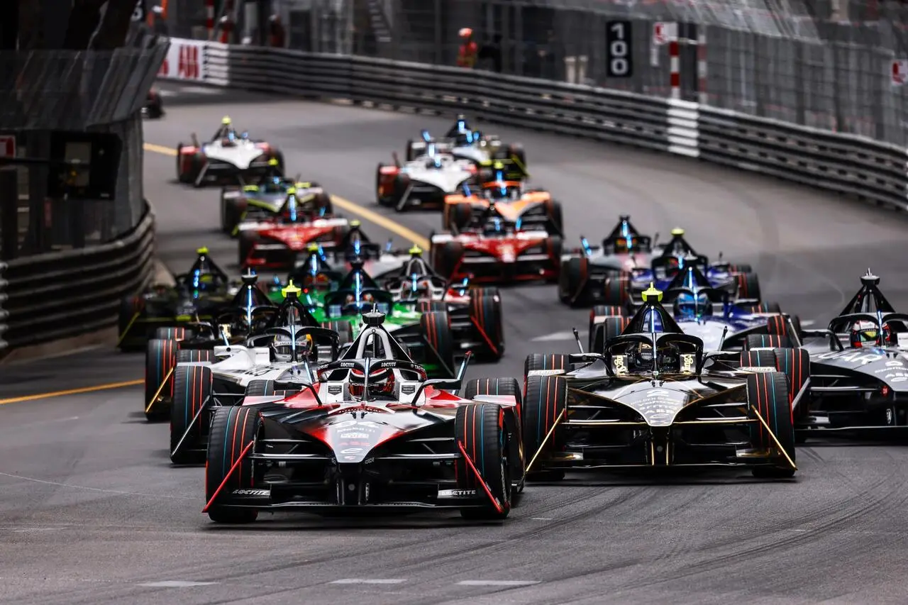 La partenza del Monaco EPrix della Season 10.