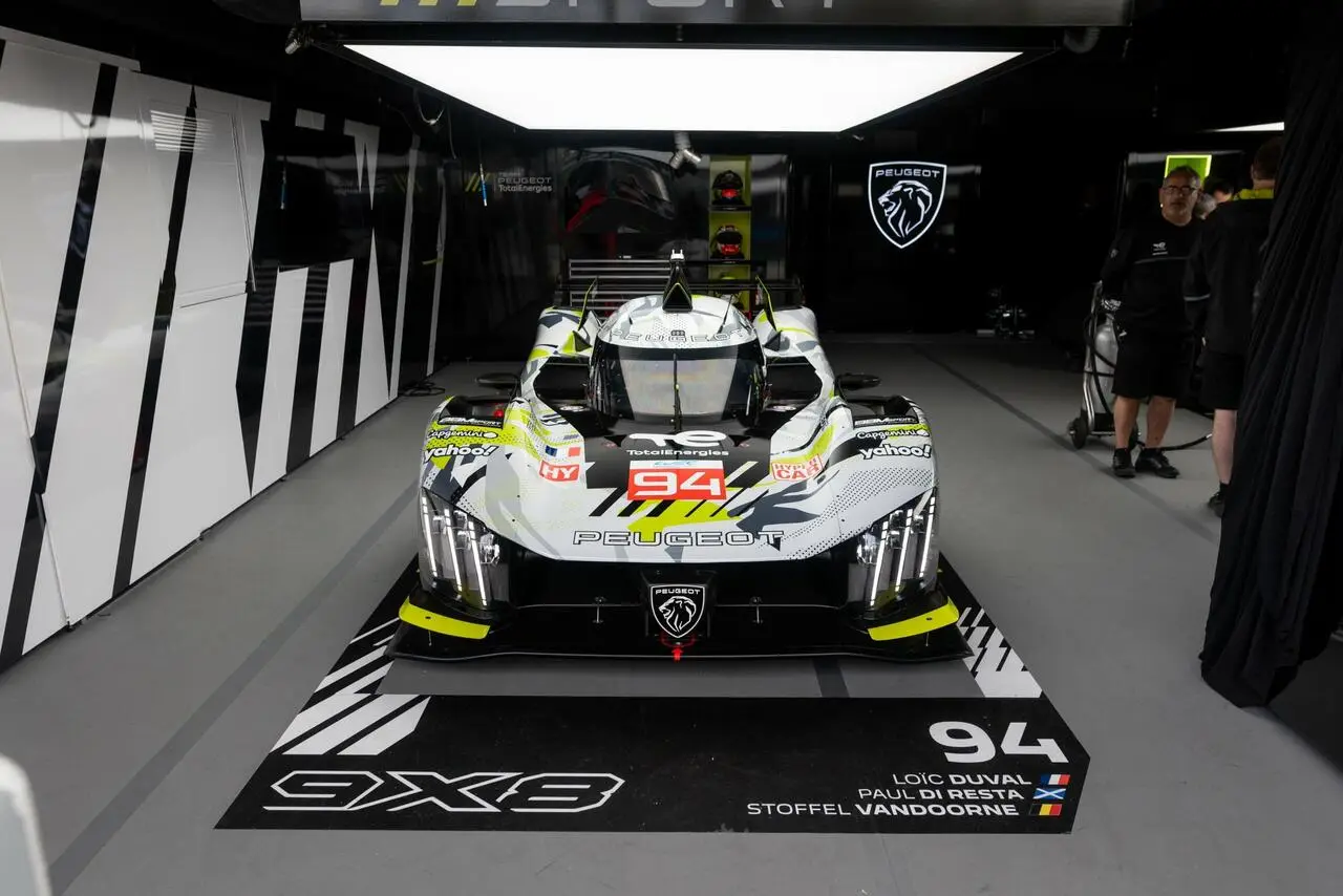 Credits. Peugeot
