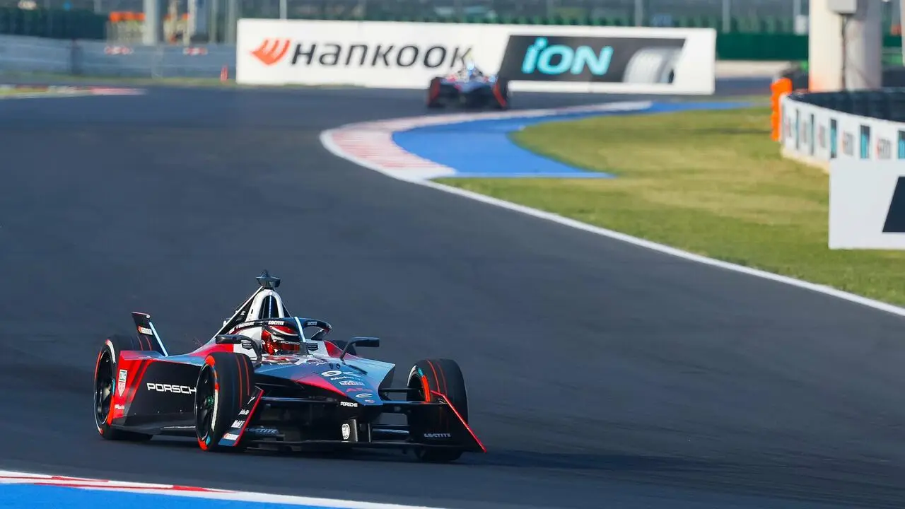 Credits: Hankook Tire Motorsports Official