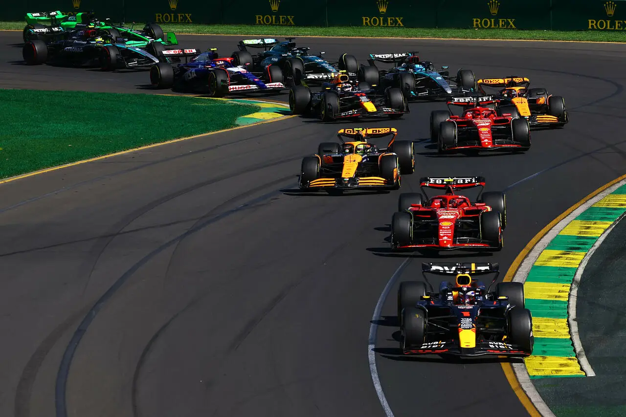Lo start del GP d'Australia della passata stagione