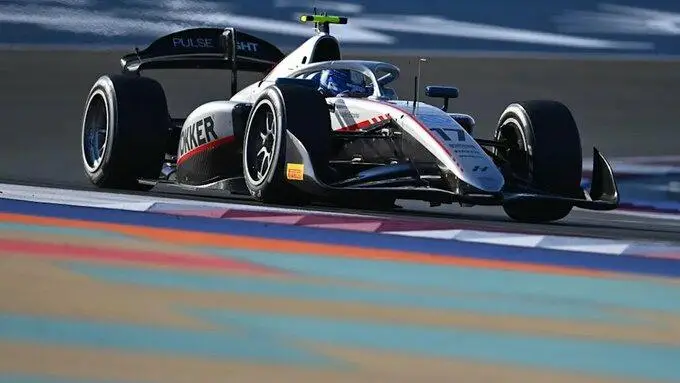 Paul Aron in pista Lusail qualifiche F2