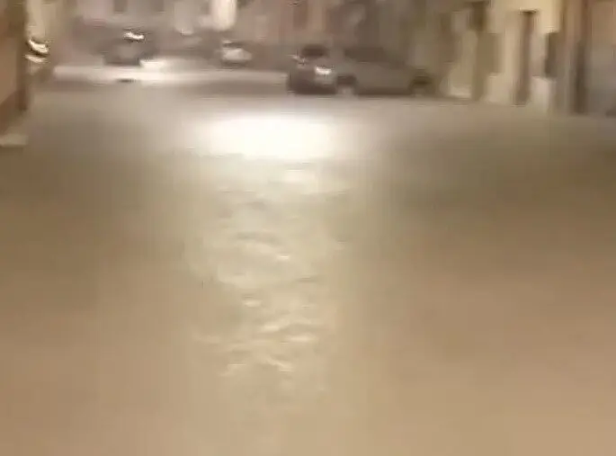 Strada allagata