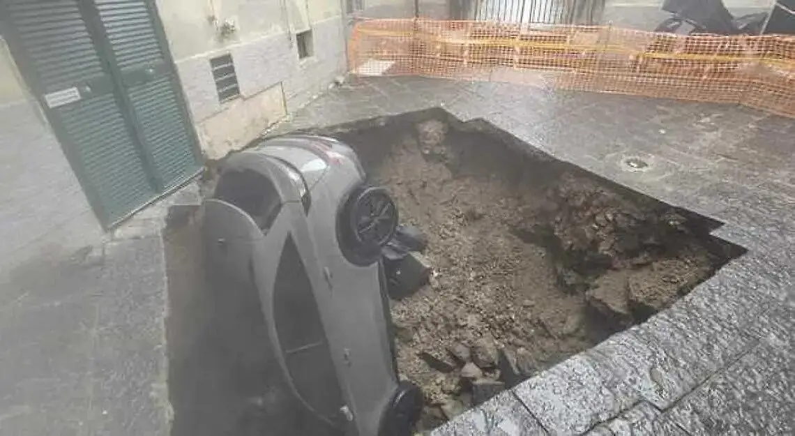 https://slyvi-tstorage.fra1.cdn.digitaloceanspaces.com/l195239493832_tml3554808936193_539883754709_1791657763984582.webp