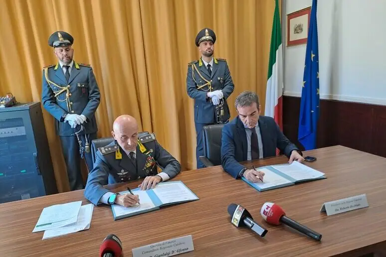 Fondi Strutturali incontro con Ochhiuto e Gdf