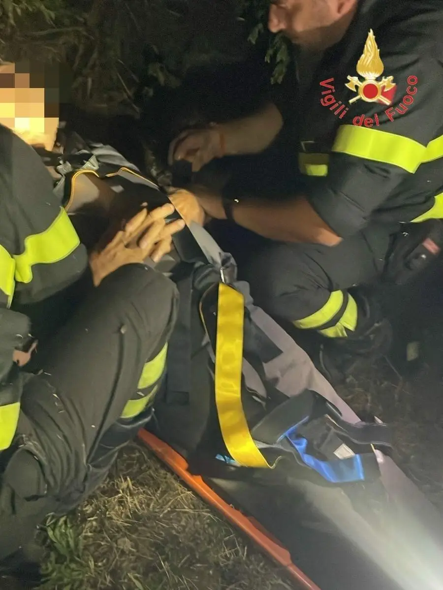 Il salvataggio dei vigili del fuoco