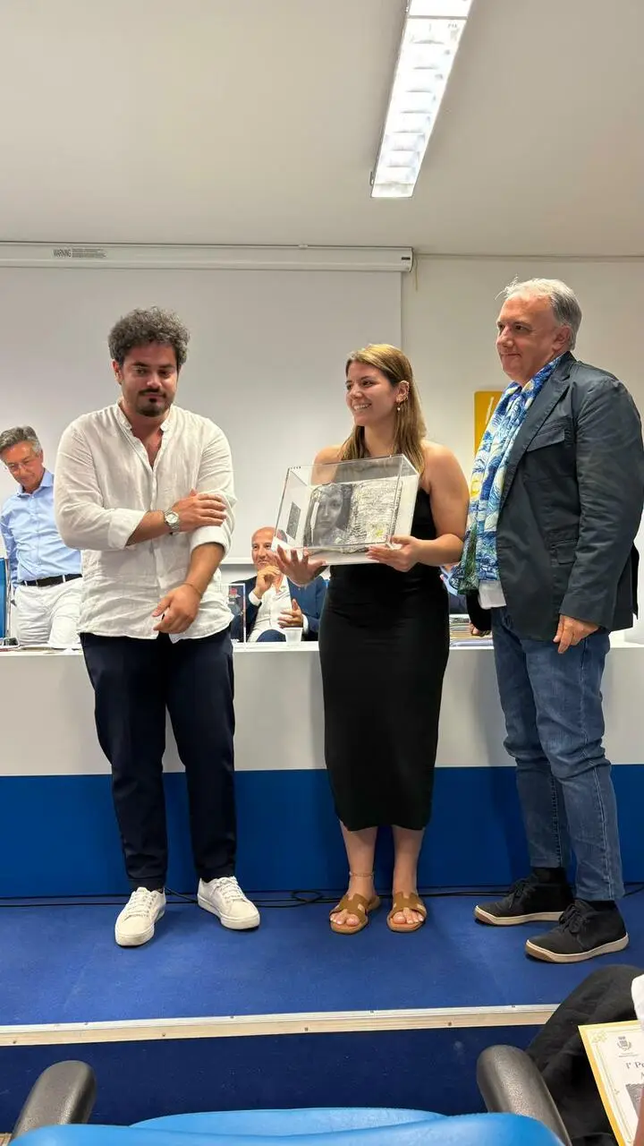 Ha ritirato il premio Giusy Massarini