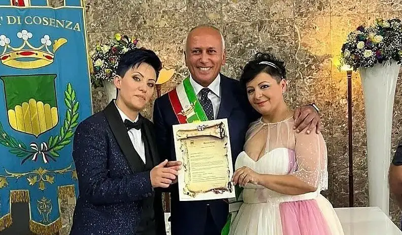 Raffaella ed Eugenia il giorno della loro unione