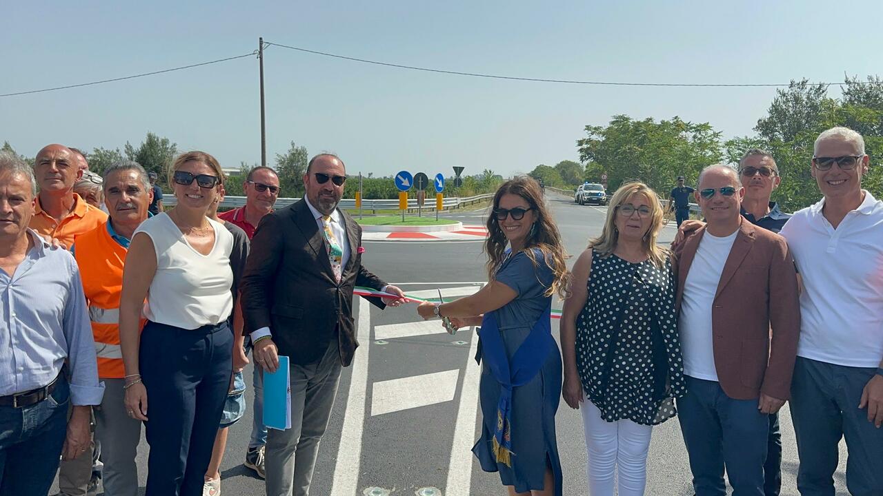 L'inaugurazione della rotatoria