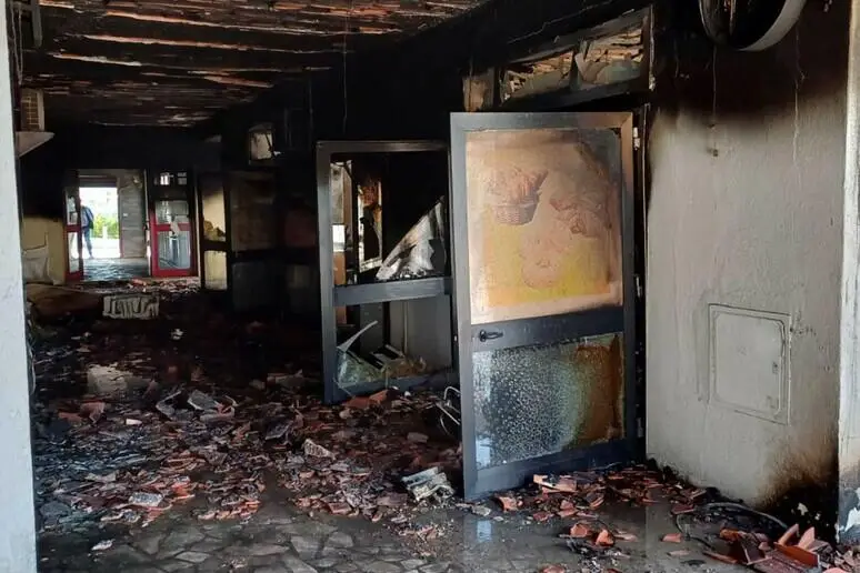 Incendio yogurteria marina di sibari