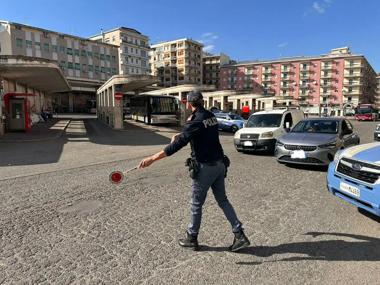 I controlli della polizia cosentina