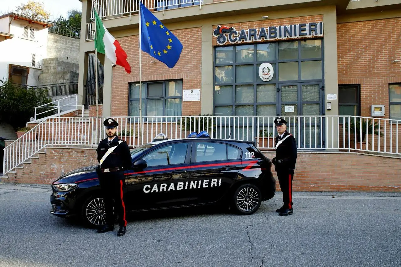 carabinieri luzzi