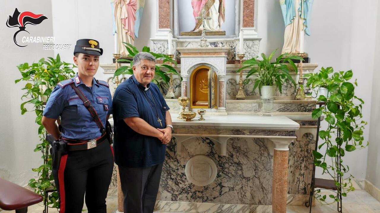 carabiniere e parroco