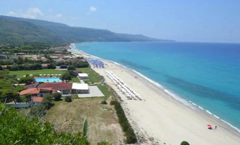 L'uomo è stato preso nella parte marina di Zambrone