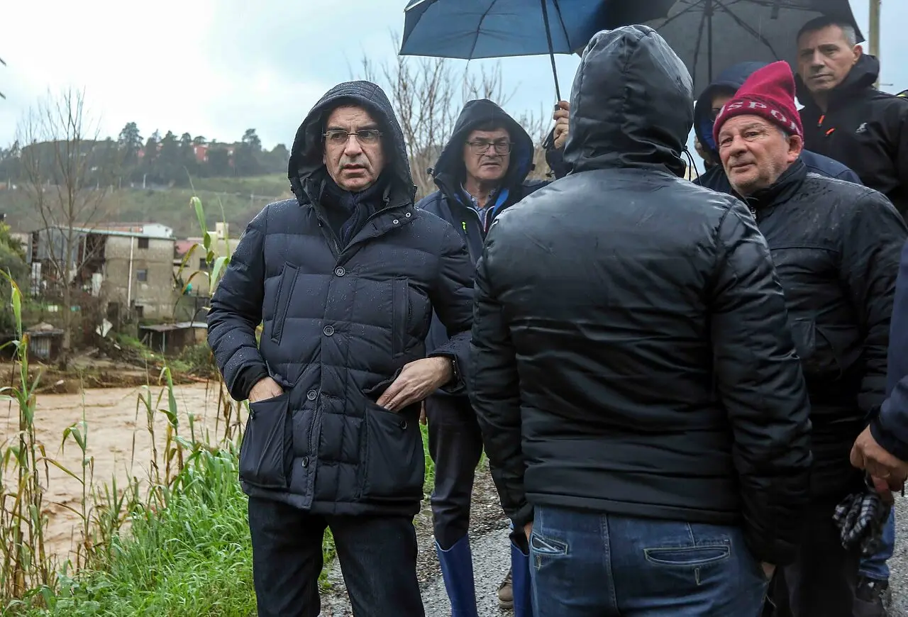 Occhiuto in sopralluogo sul Crati