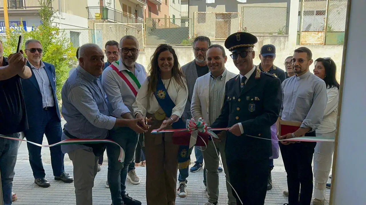 Ipsia Bocchigliero_riapertura_taglio del nastro