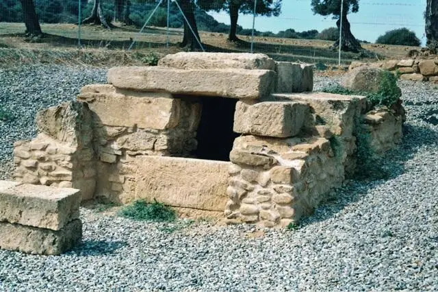 TOMBA-BRETTIA-CARIATI