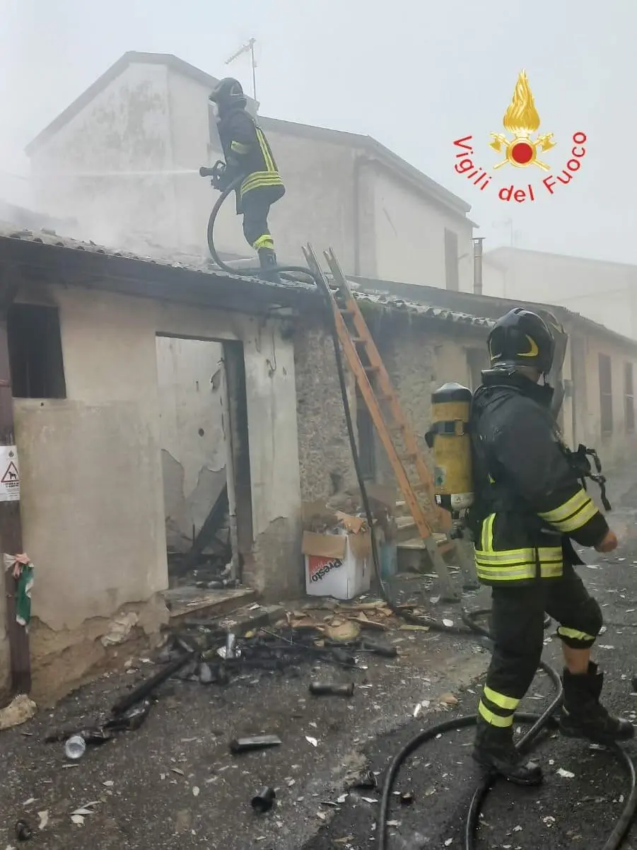 vigili del fuoco caraffa