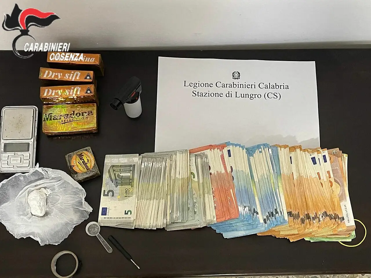 Il sequestro dei carabinieri