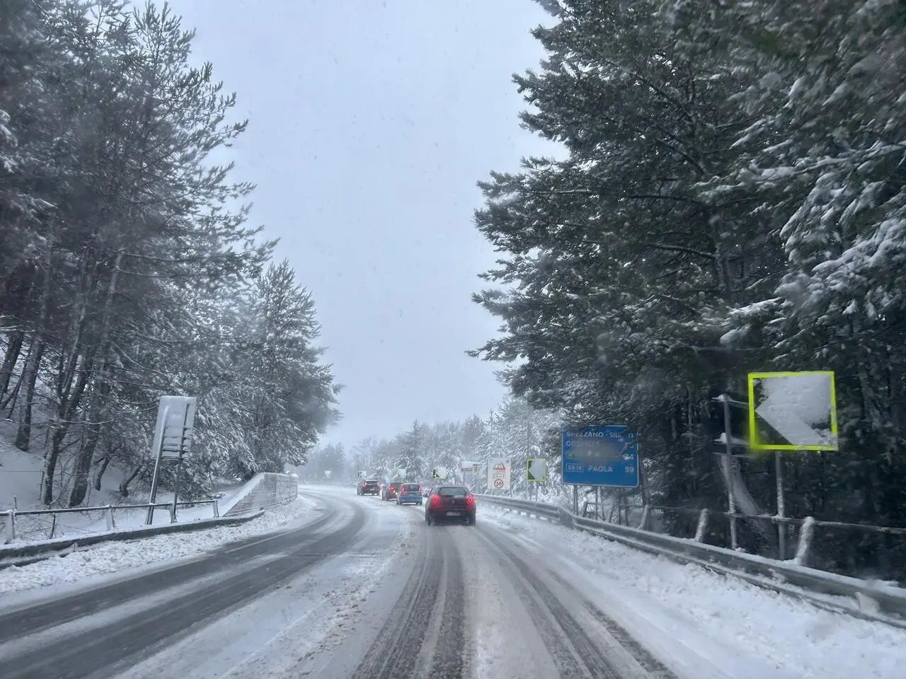 107 Silana Crotonese imbiancata dalla neve