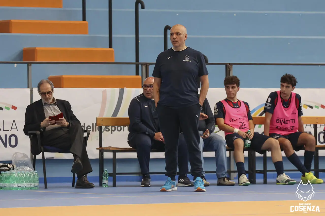 Il tecnico dell'U19, Giuseppe Alfarano (foto Michele De Marco)