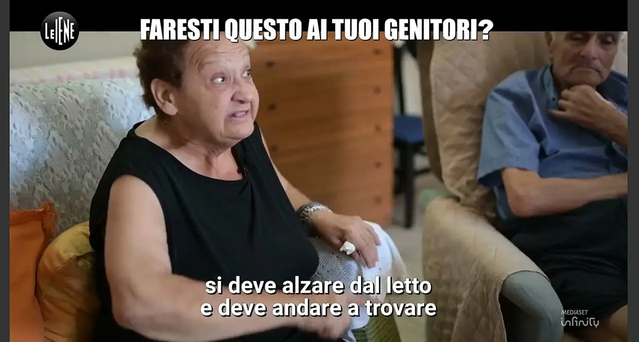 Isabella durante l'intervista con Nina