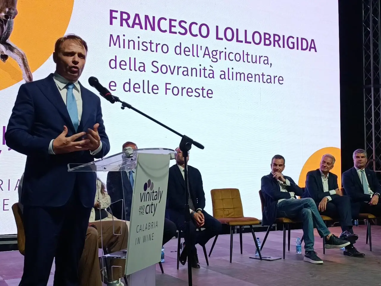 Il ministro Lollobrigida a Sibari