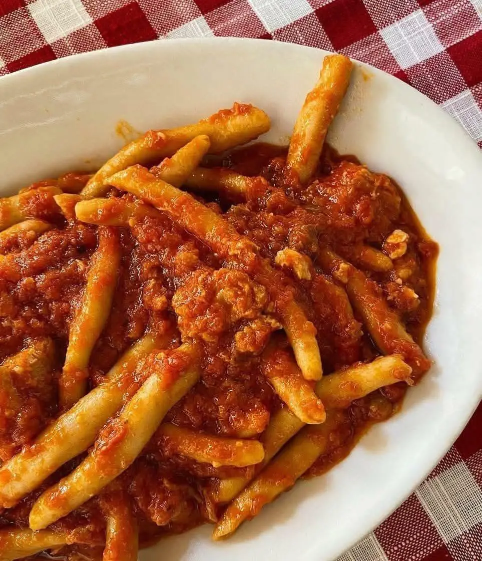 Maccheroni al ragù di maiale