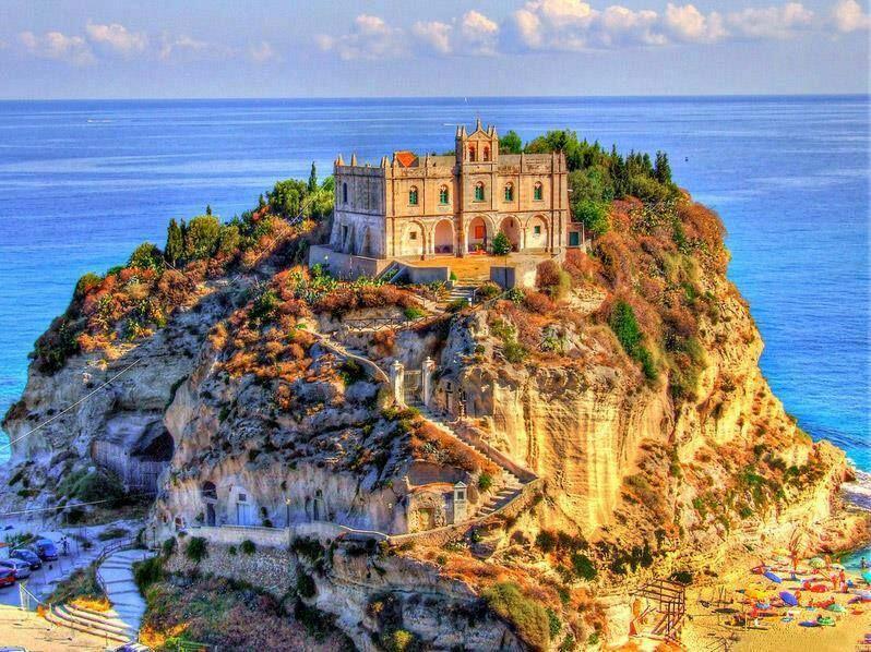 Il Santuario di Santa Maria dell'Isola