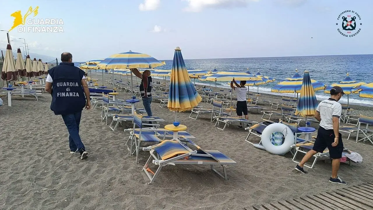 Il sequestro a Paola