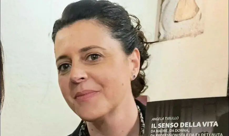 Angela Tibullo