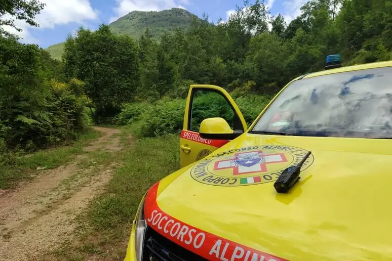 Auto del Soccorso Alpino