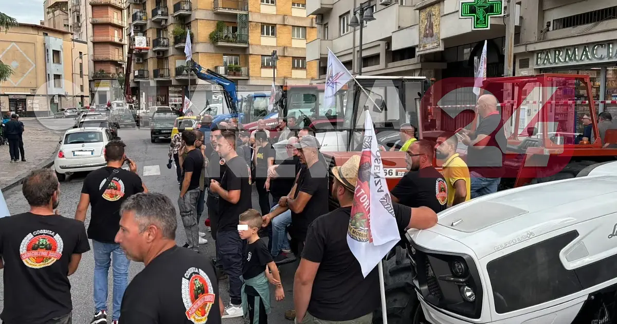 Protesta degli agricoltori a Cosenza