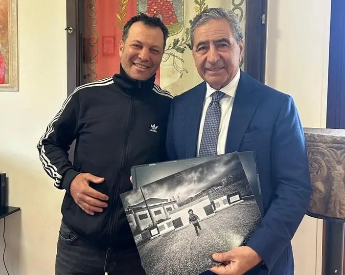 Umberto Calipari e il Sindaco, Dott. Cosimo De Tommaso