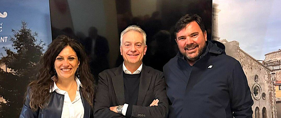 Succurro, Gallo e Ambrogio