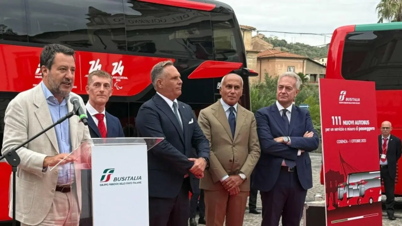 La presentazione dei bus a Cosenza