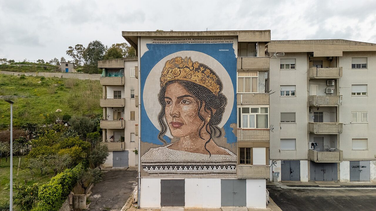 Uno dei dipinti di Kriu