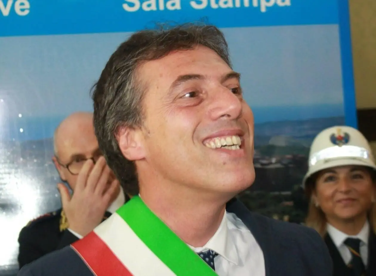 Sindaco Nicola Fiorita