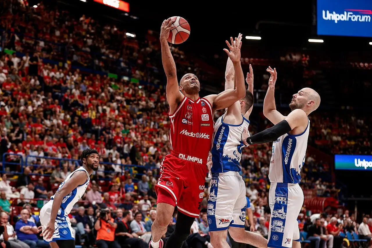 X - @Olimpiami1936